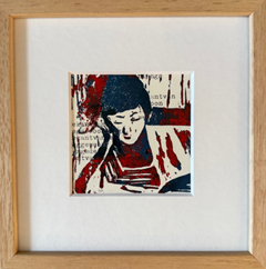 Edith Brouwer, Lezen met tekst, 105 euro, Lino twee kleuren in lijst, 16x16 cm