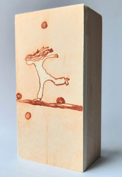 Edith Brouwer, Cipres 7, 85 euro, Ets op blok zonder ljist, 10x5x3,5 cm