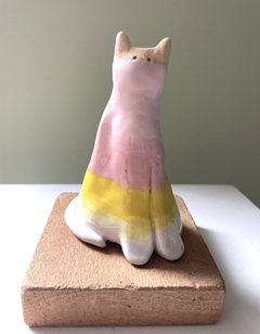 Kiki Demelinne, Poes XL, 125 euro, Keramiek 15x10x10 cm