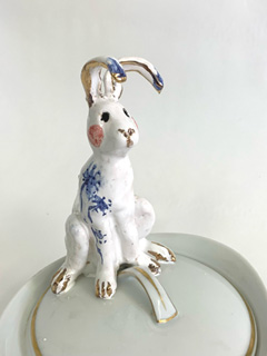Marijke Janssen, Easter hare 2 on sugar pot, 250 euro, Keramiek op vintage suikerpot, 20x25 cm