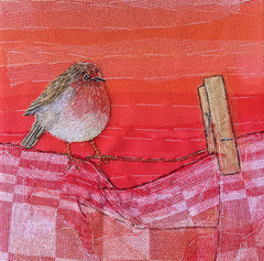 Nicole Ladrak, Roodborstje op waslijn, 120 euro, Textiel zonder lijst, 20x20 cm