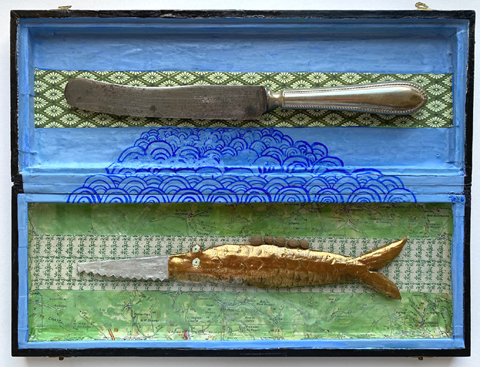 Tamar Rubinstein, Bestekdoos met zaagvis, 195 euro, Gemengde techniek in bestekdoos, 23x30 cm