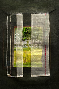 Annette van Waaijen, Bijna voorjaar 2, Gemengde techniek op doek in houten baklijst, 30x20 cm, €.325,-