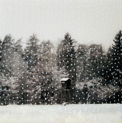 Annette van Waaijen, Jachthut in de sneeuw, Gemengde techniek met foto en giethars in baklijst, 20x20 cm, €.235,-
